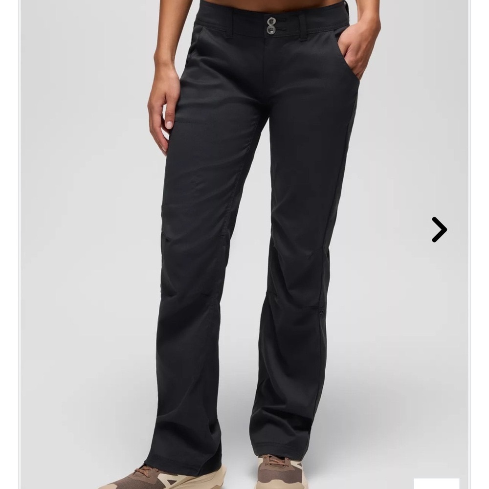 Prana Halle II Black Size 4 Short